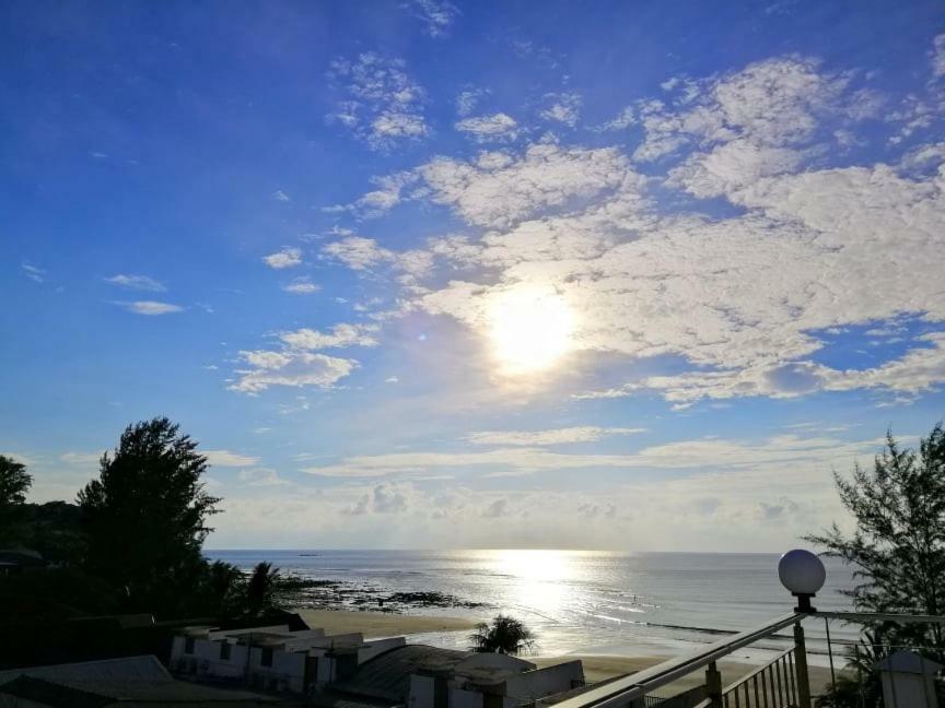 Kamala 555 Hotel Bagian luar foto