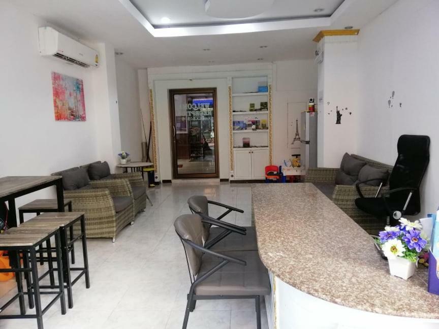 Kamala 555 Hotel Bagian luar foto